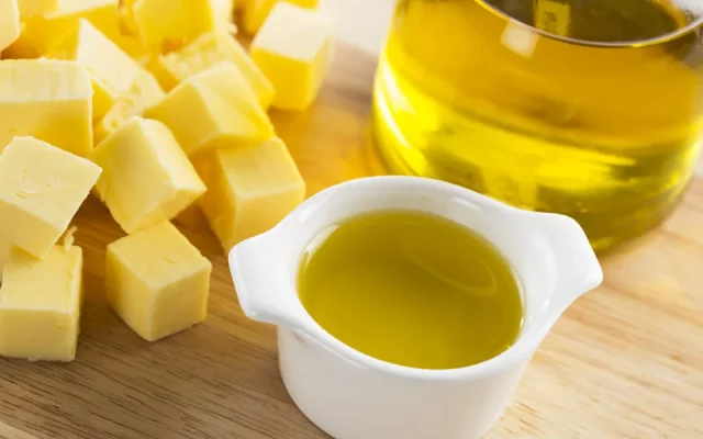 Fett soll die Pfunde schmelzen lassen. So funktioniert die Ketogene Diät!